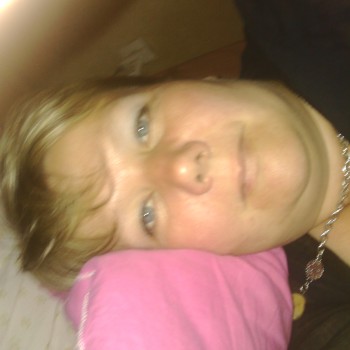 Jocelyne - Net echangisme à Astano Profil de Jocelyne, 26 ans, Net echangisme à Astano (Tessin)